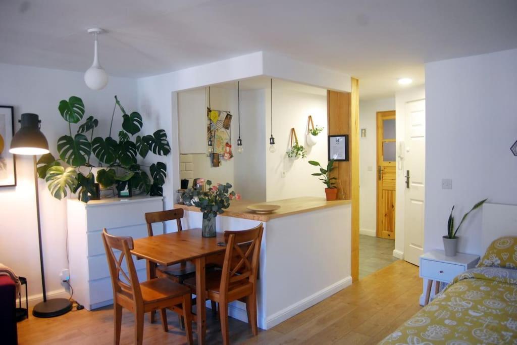 Skandi - Old Town Mostowa Apartment *